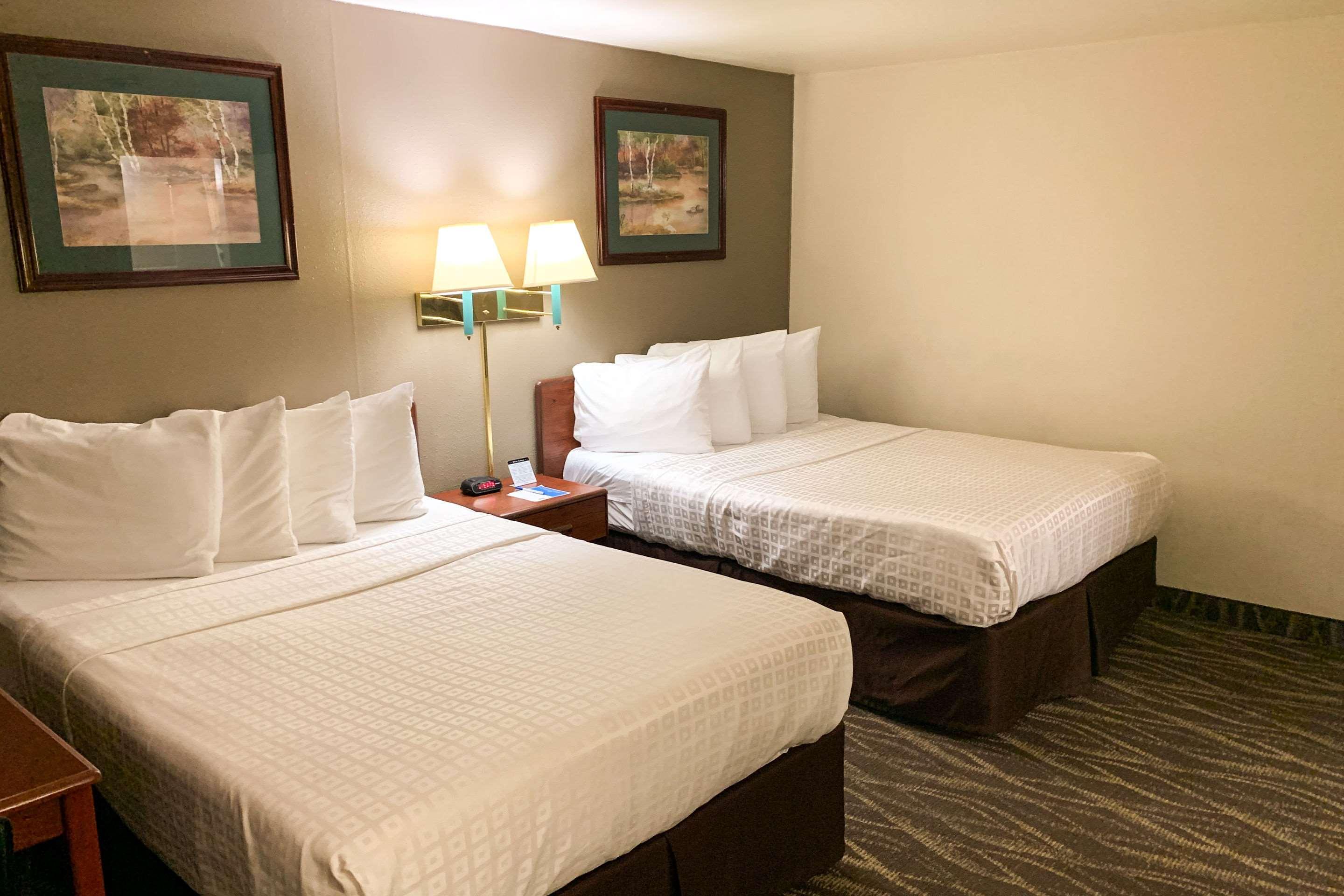 שרידן Rodeway Inn & Suites מראה חיצוני תמונה
