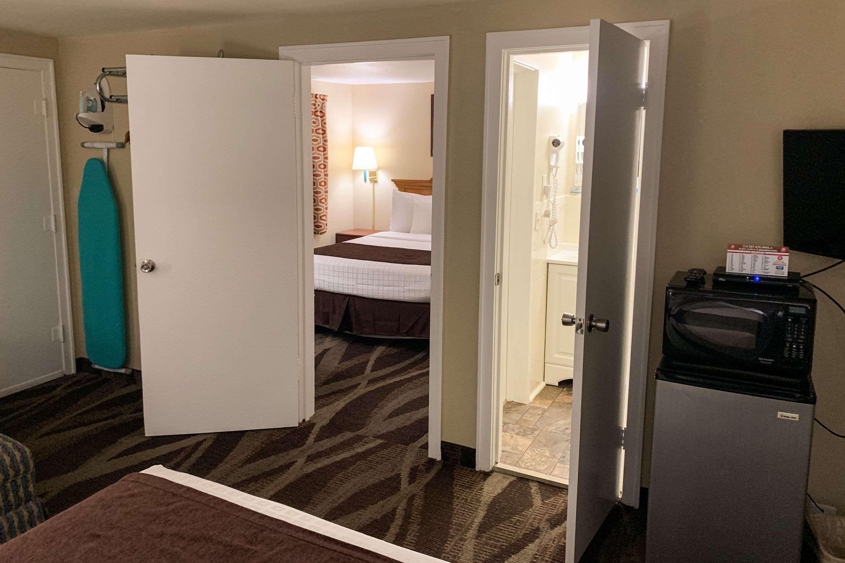 שרידן Rodeway Inn & Suites מראה חיצוני תמונה