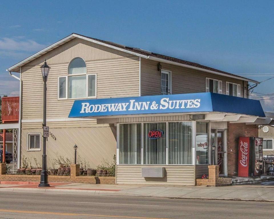 שרידן Rodeway Inn & Suites מראה חיצוני תמונה