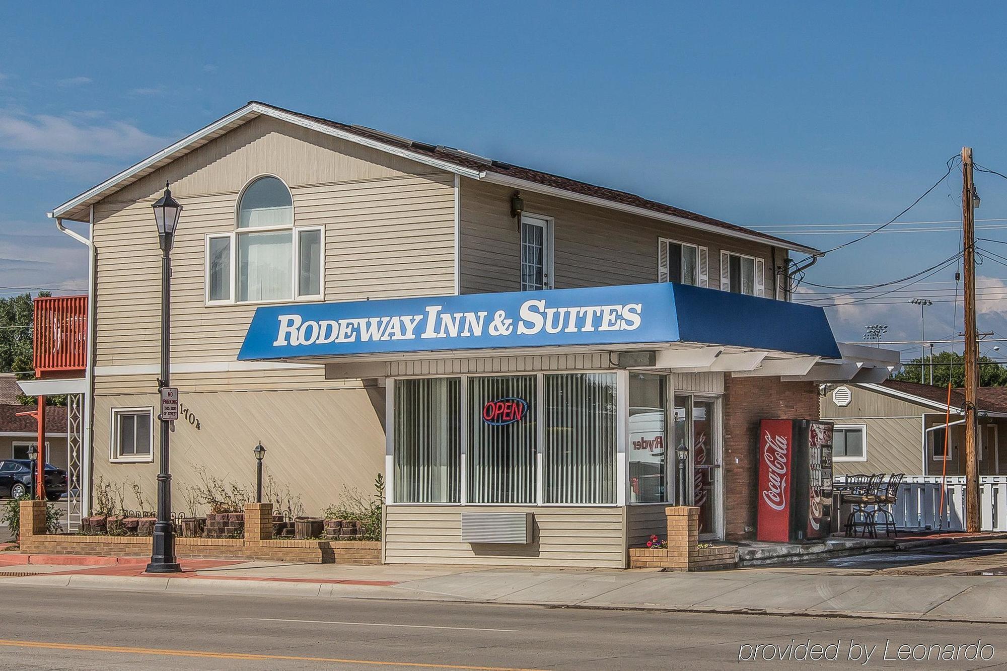 שרידן Rodeway Inn & Suites מראה חיצוני תמונה