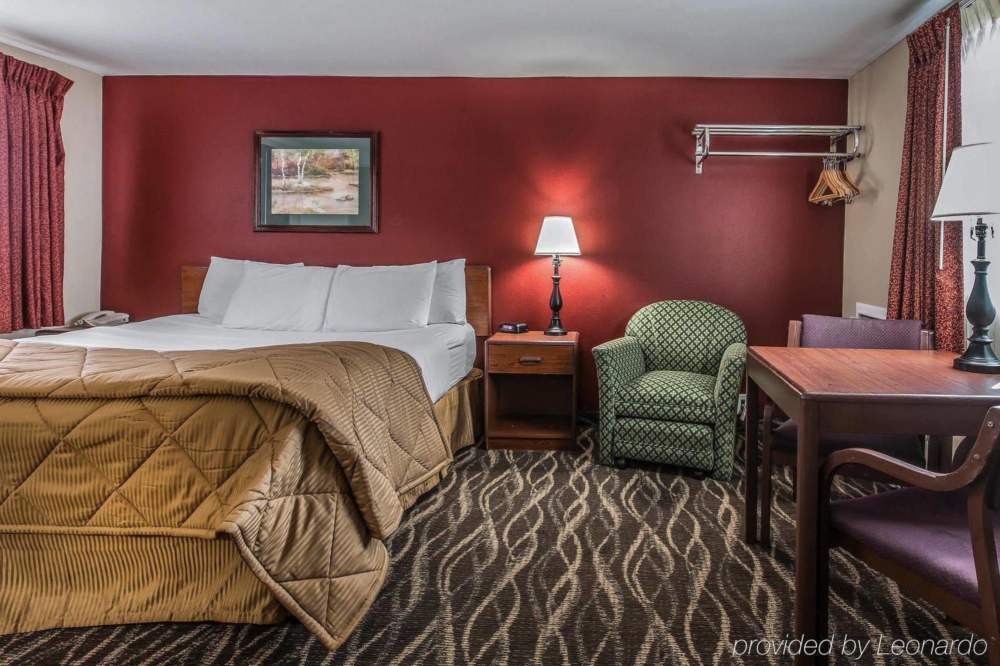 שרידן Rodeway Inn & Suites מראה חיצוני תמונה