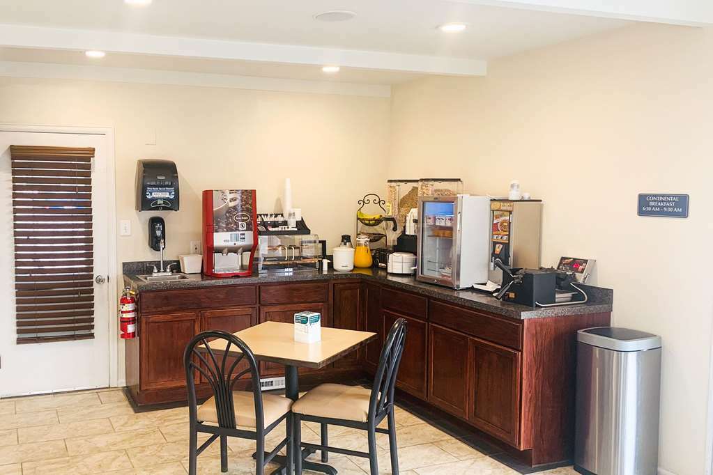 שרידן Rodeway Inn & Suites מסעדה תמונה